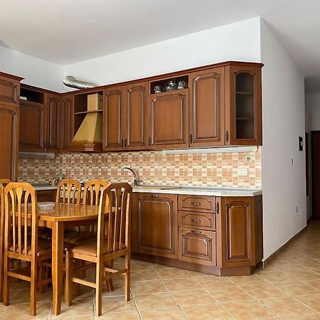 Roel Apartments Shkodra Center Екстериор снимка